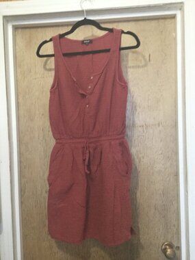 Wishlist 100% cotton textured dress size medium measures 18" pit to pit